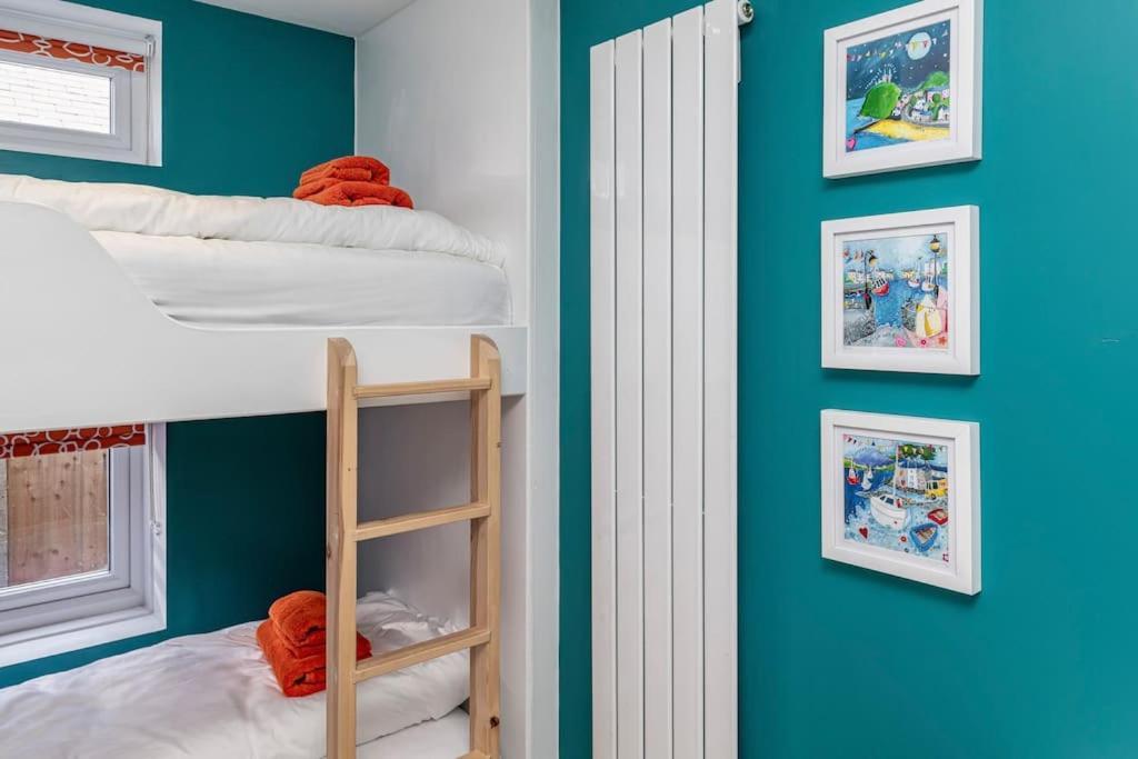 Family-Friendly Retreat Between Beach & Mountains Tremadog エクステリア 写真